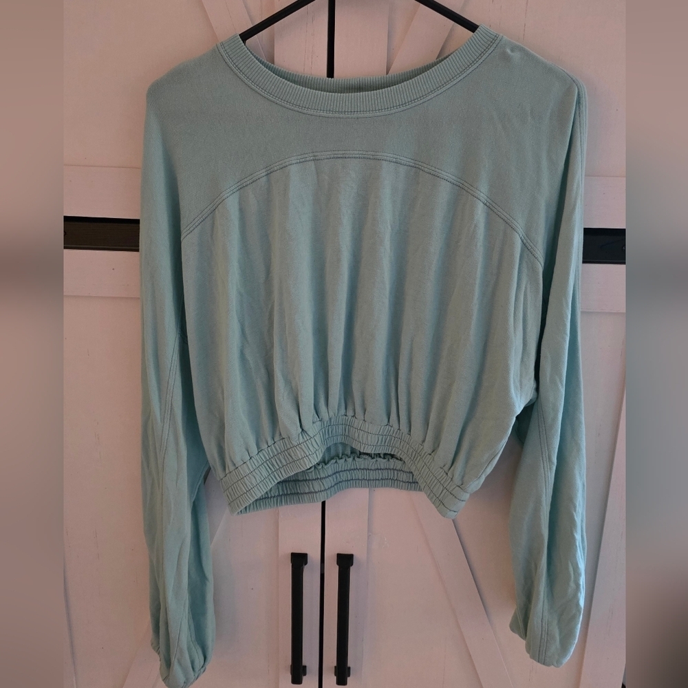 Women's Light Blue Long Sleeve Top